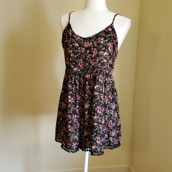 Forever 21 Pants - Forever 21 Floral Romper